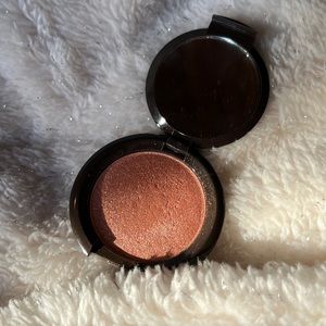 🔵Mini Becca Rose Gold Shimmering Skin Perfector